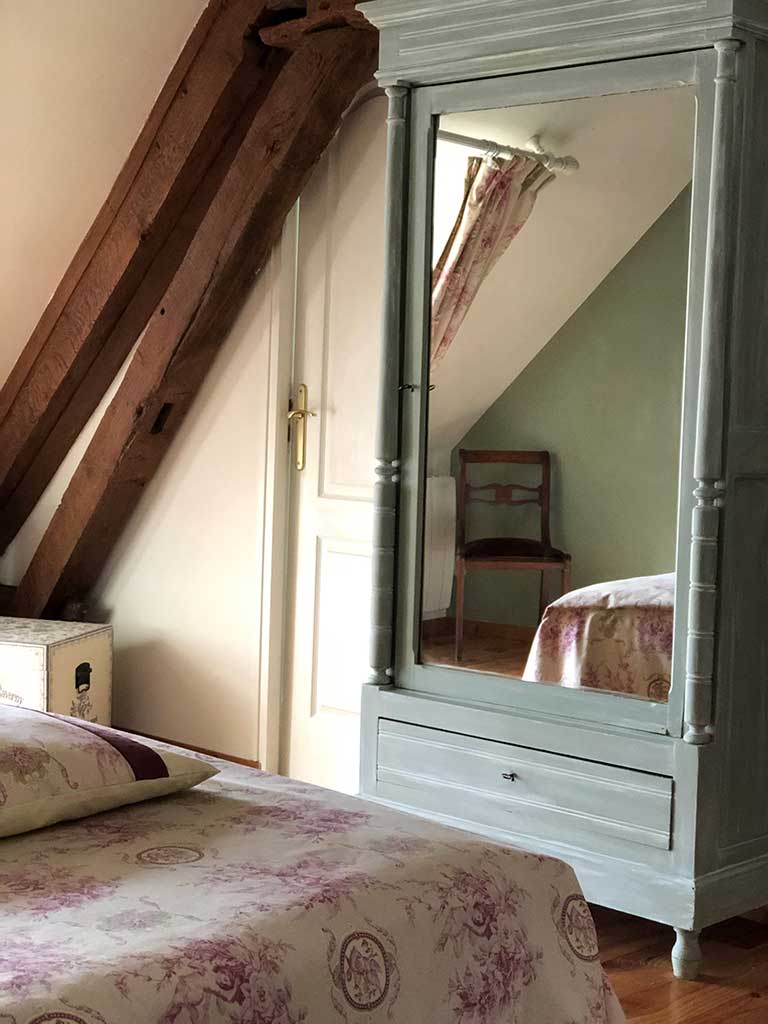 armoire chambre d'hôtes de charme à Chambord